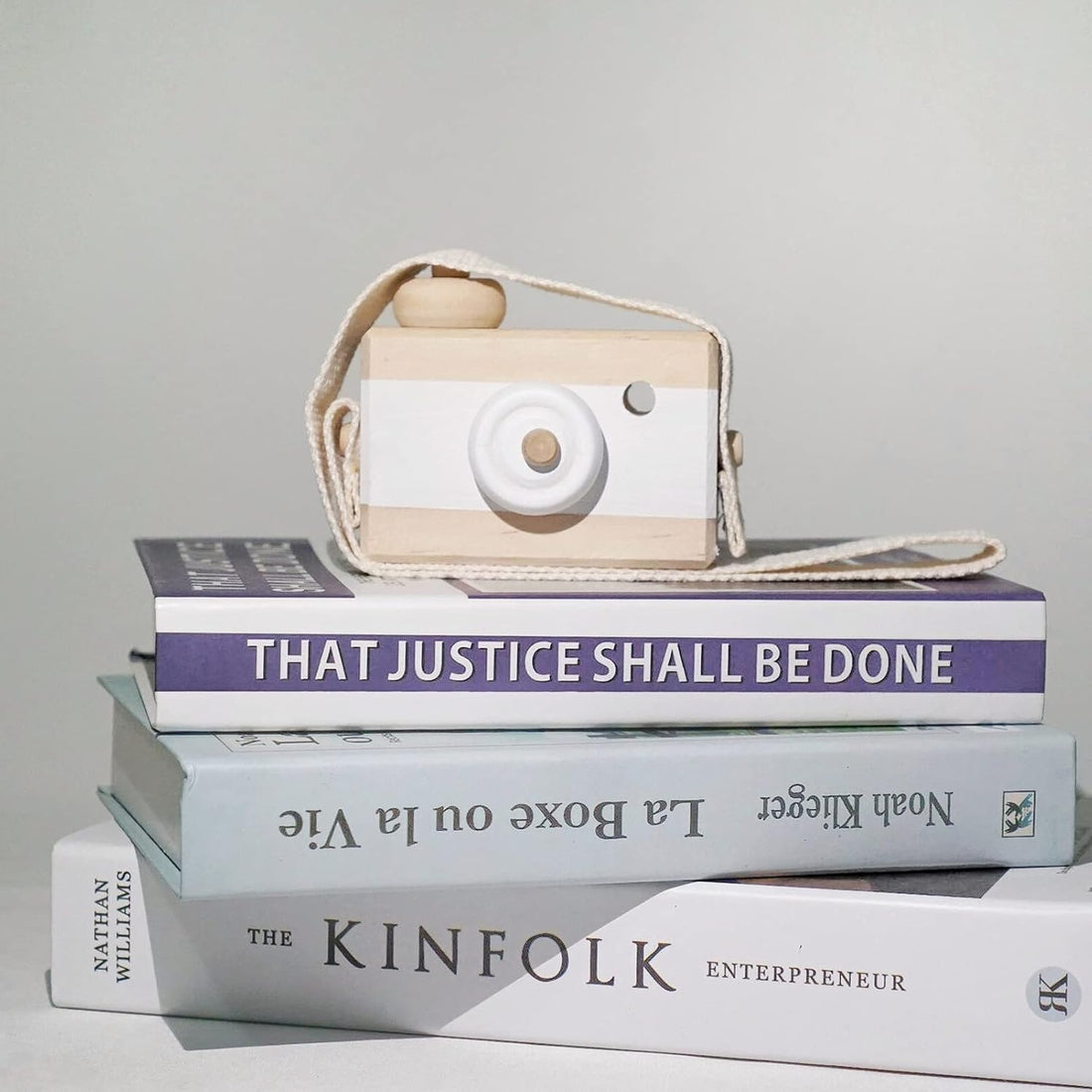 Baby Toy Wooden Mini Camera Toy, Baby Kids Cute Mini Sharpe Toy, Neck Hanging Photographed Props for Baby Toddlers Children Kids' Room Hanging Decor Gift (White-2)